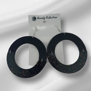 Vintage Wood Silver Tone Dangle Earrings Animal Print Chic Elegant Boho VTG NWOT